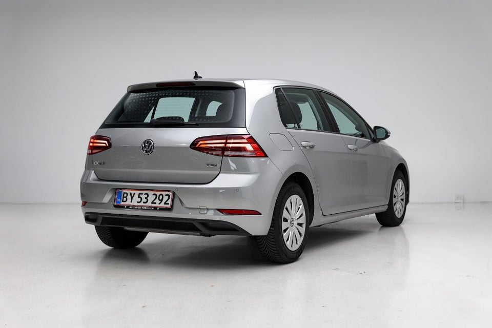 VW Golf VII 1,0 TSi 85 Trendline 5d