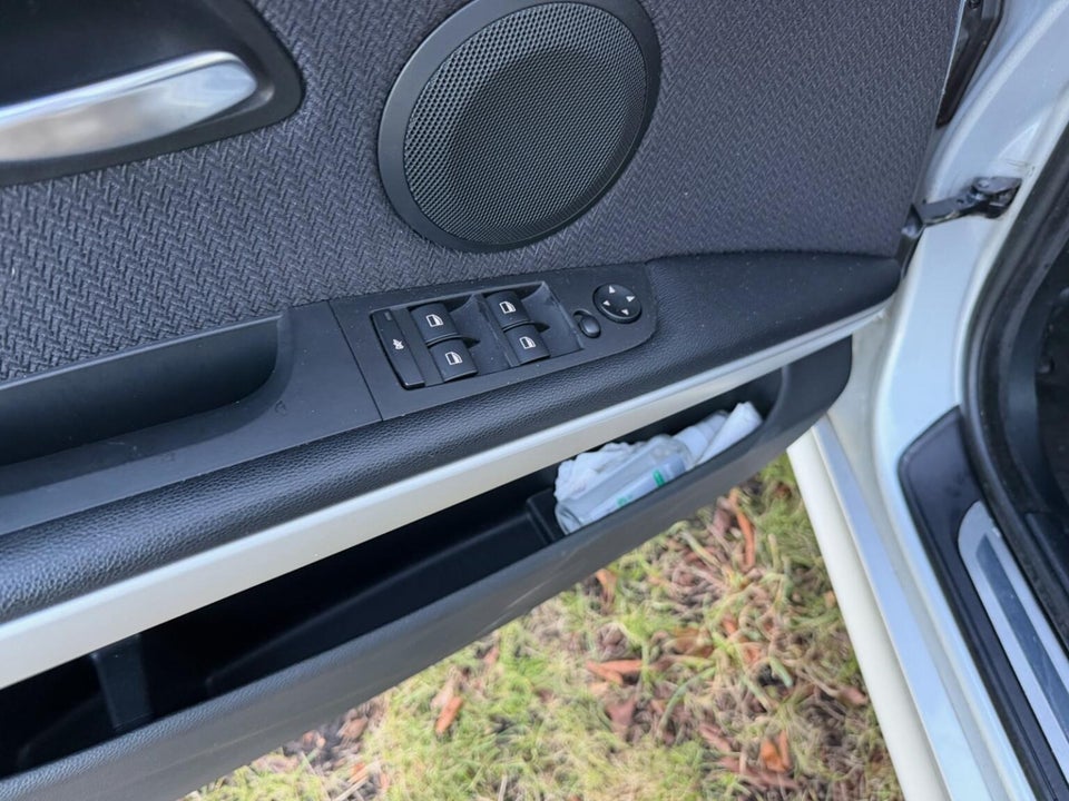 BMW 320d 2,0  4d