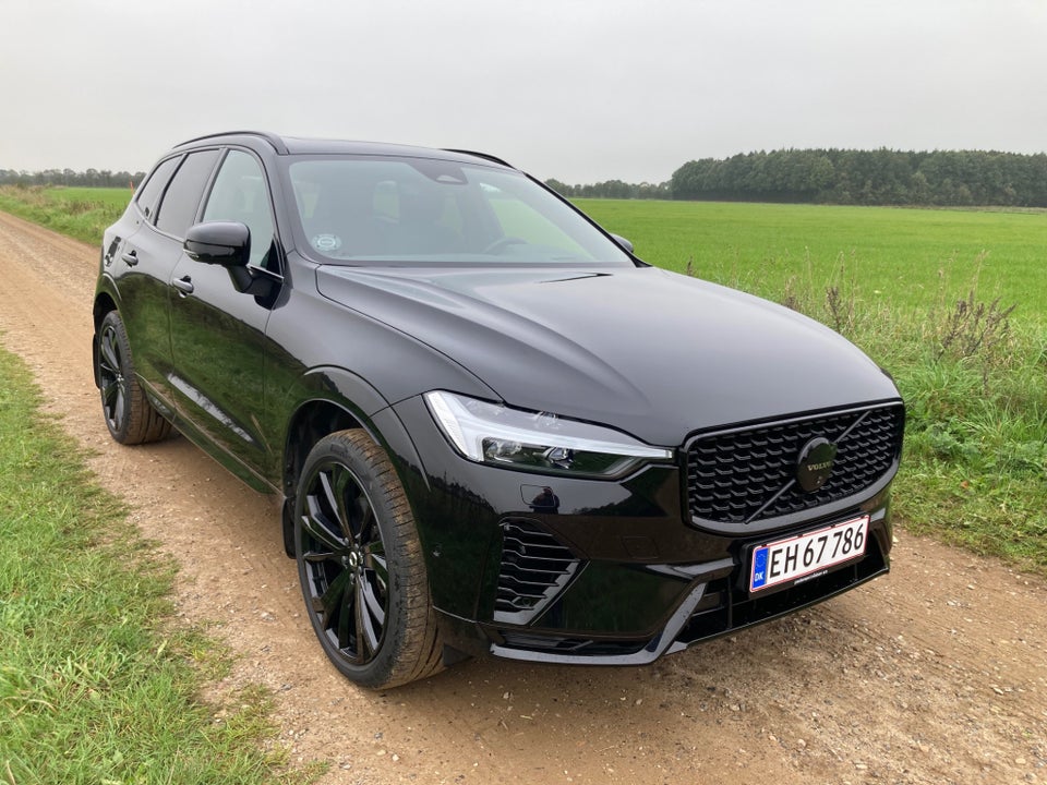 Volvo XC60 2,0 T6 ReCharge Black Edition aut. AWD 5d
