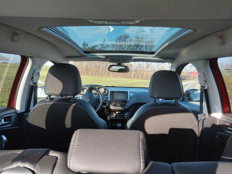 Peugeot 2008 1,2 PureTech 110 Exclusive+ EAT6 5d