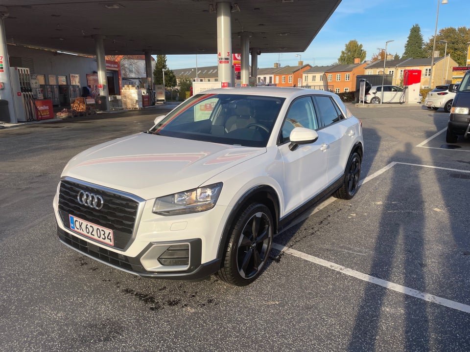 Audi Q2 35 TFSi Sport Prestige Select S-tr. 5d