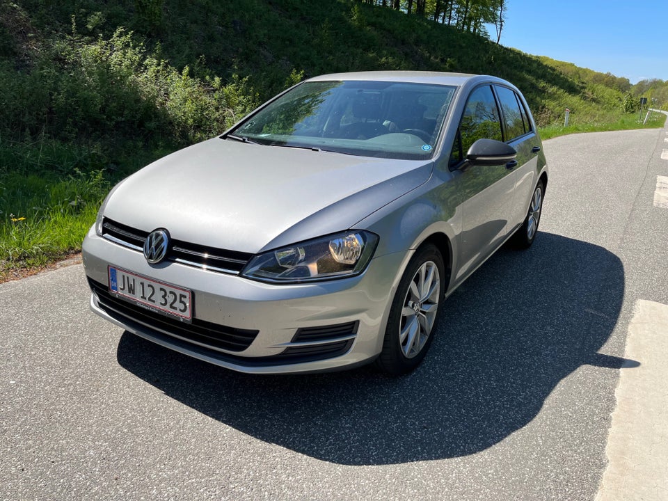 VW Golf VII 1,2 TSi 85 Startline BMT 5d