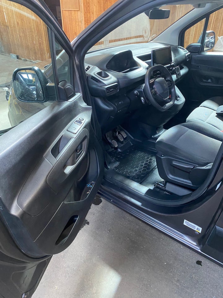 Peugeot Partner 1,5 BlueHDi 100 L1V2 Plus Van