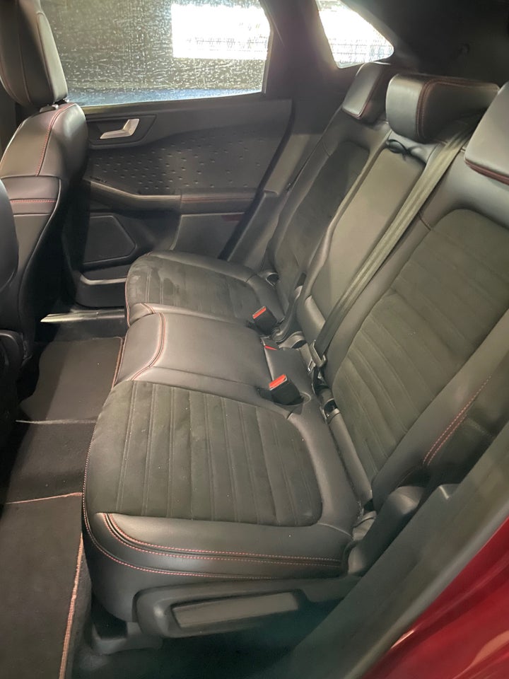 Ford Kuga 2,5 PHEV ST-Line X CVT 5d