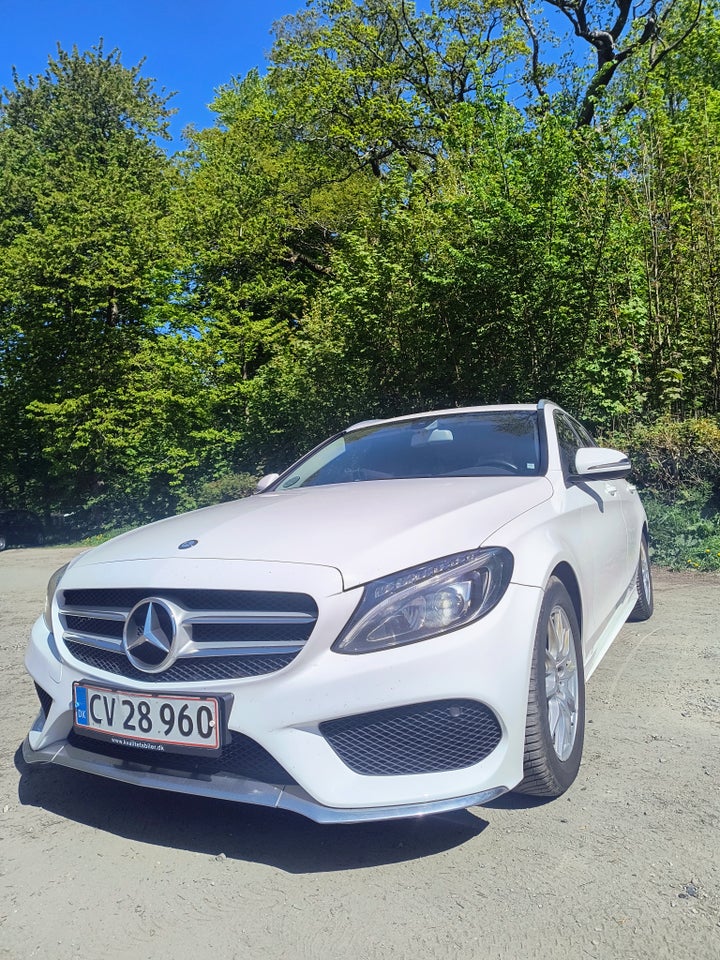 Mercedes C220 d 2,2 AMG Line stc. aut. 5d