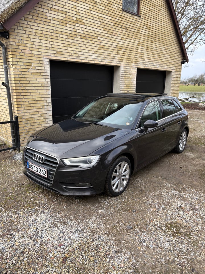 Audi A3 1,4 TFSi 122 Ambiente Sportback S-tr. 5d