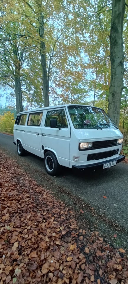 VW Caravelle 1,9  4d