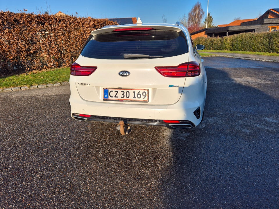 Kia Ceed 1,6 PHEV Upgrade SW DCT 5d