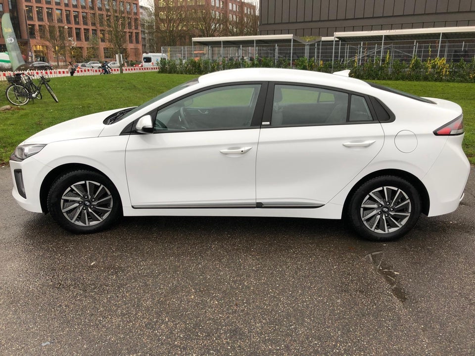 Hyundai Ioniq 40 EV Trend 5d
