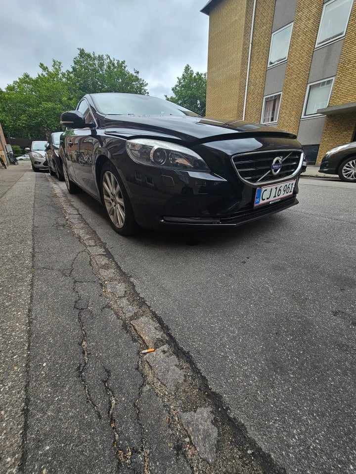 Volvo V40 1,6 D2 115 Kinetic 5d