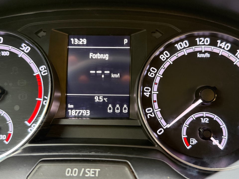 Skoda Fabia 1,0 TSi 110 Ambition Combi DSG 5d