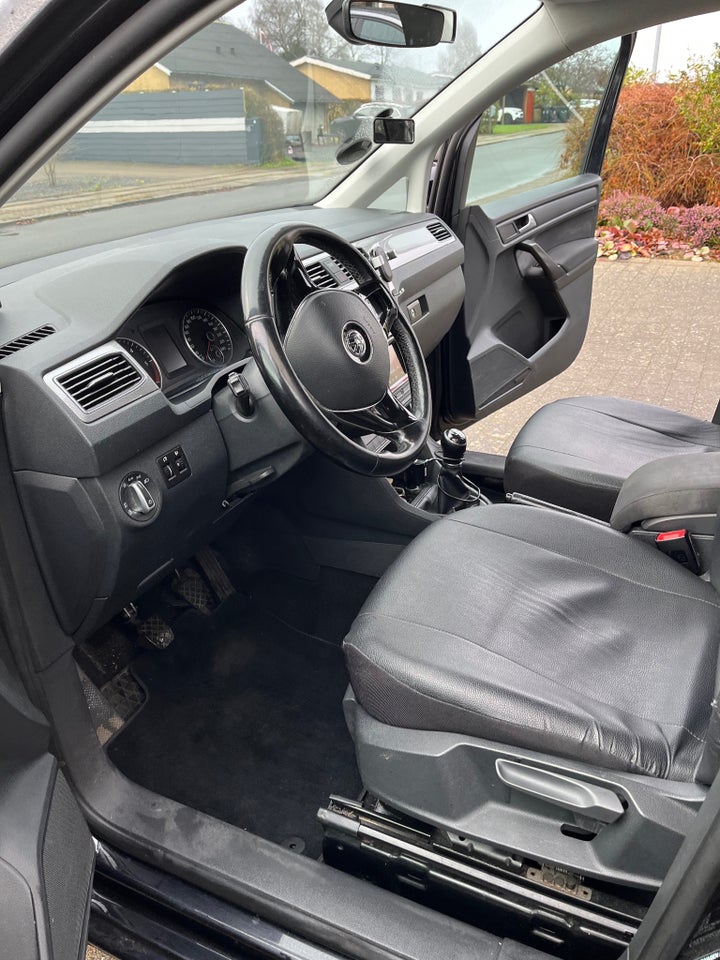 VW Caddy 2,0 TDi 102 Comfortline BMT 4d