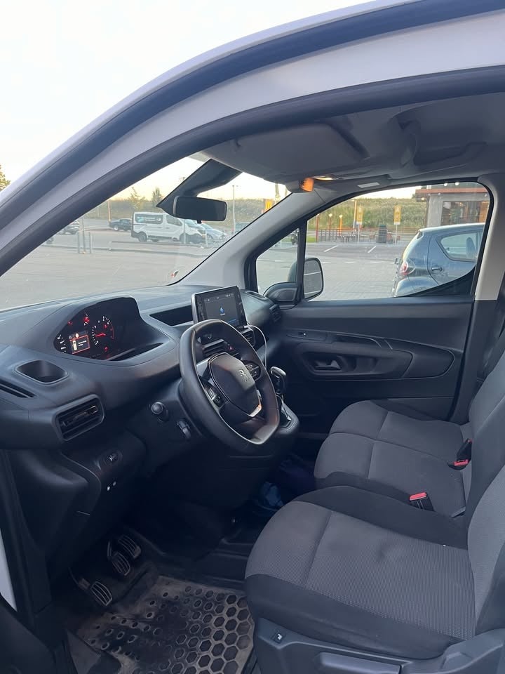 Peugeot Partner 1,5 BlueHDi 100 L1V1 Plus Van