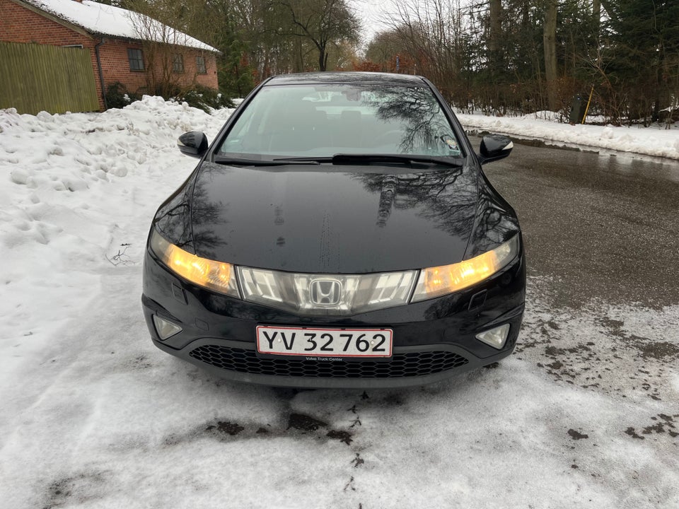 Honda Civic 1,8 Sport 5d