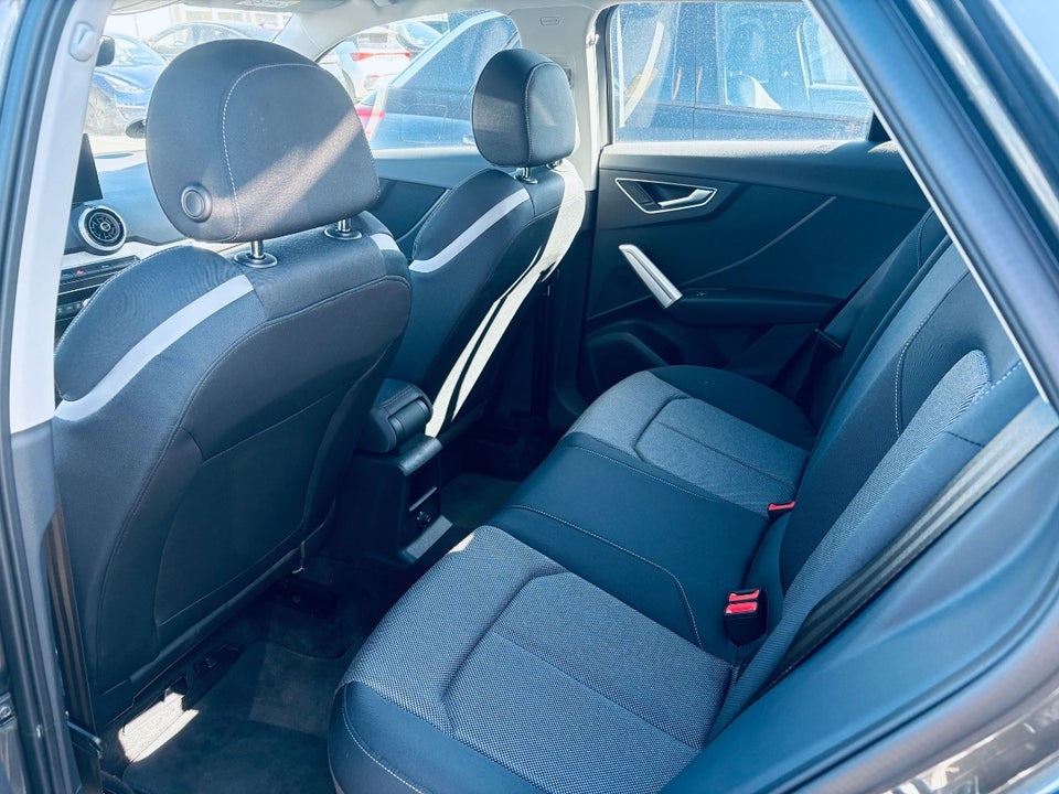Audi Q2 35 TFSi S-line S-tr. 5d