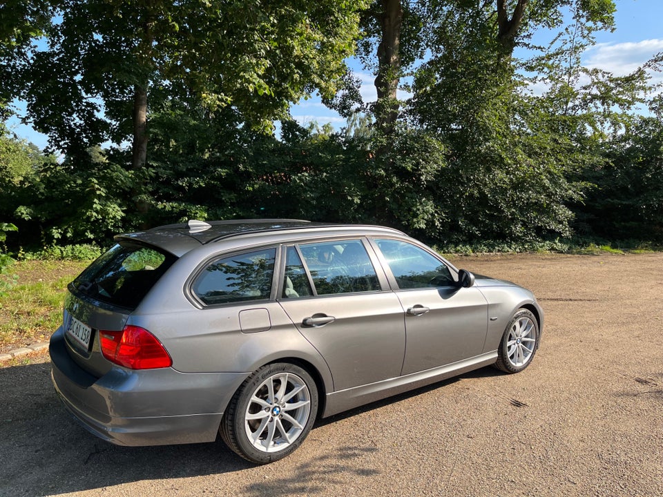 BMW 318d 2,0 Touring 5d