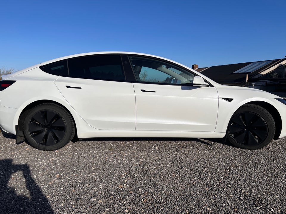Tesla Model 3 RWD 4d