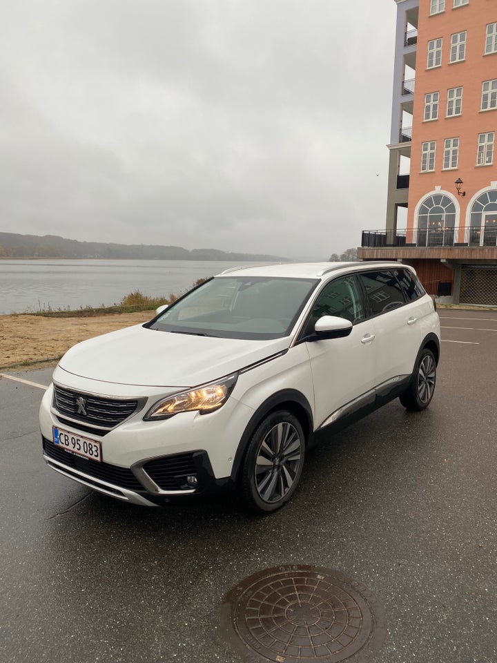 Peugeot 5008 1,5 BlueHDi 130 Allure 7prs 5d