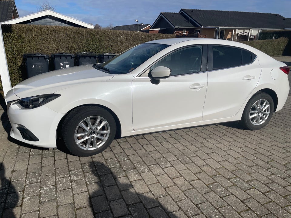Mazda 3 2,0 SkyActiv-G 120 Vision 4d