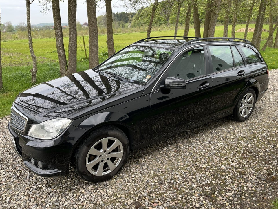 Mercedes C180 2,2 CDi Avantgarde stc. BE 5d