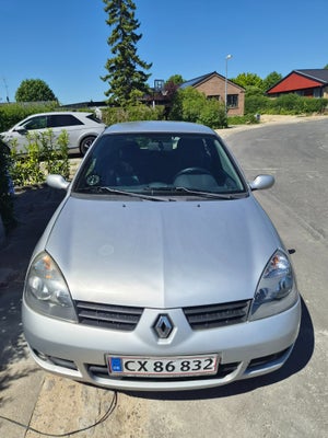 Renault Clio II 1,4 16V Storia 3d