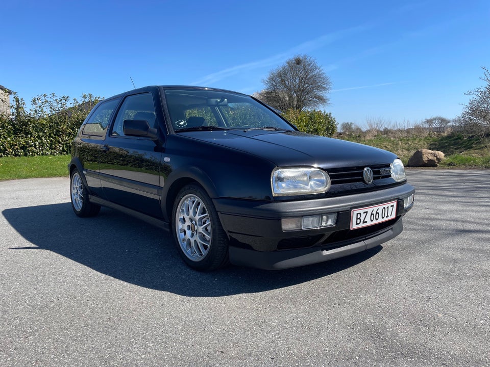 VW Golf III 2,0 GL aut. 5d