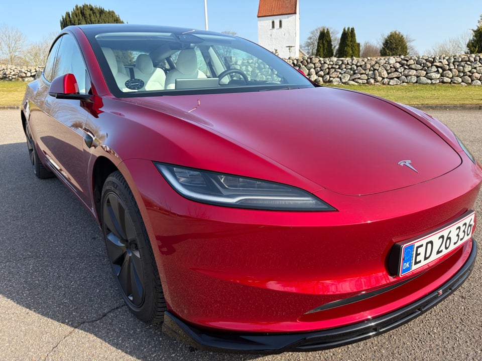 Tesla Model 3 RWD 4d