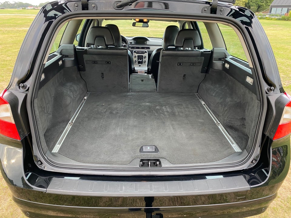 Volvo V70 2,0 D3 136 Kinetic 5d