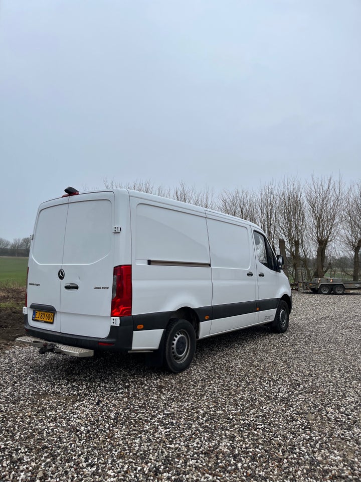 Mercedes Sprinter 316 2,2 CDi A2 Kassevogn aut. RWD