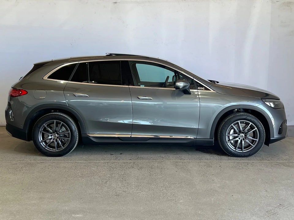 Mercedes EQE300 SUV Avantgarde 5d