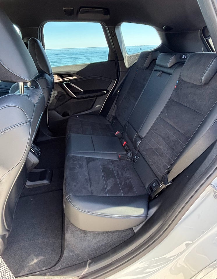 BMW iX1 eDrive20 Fully Charged M-Sport 5d