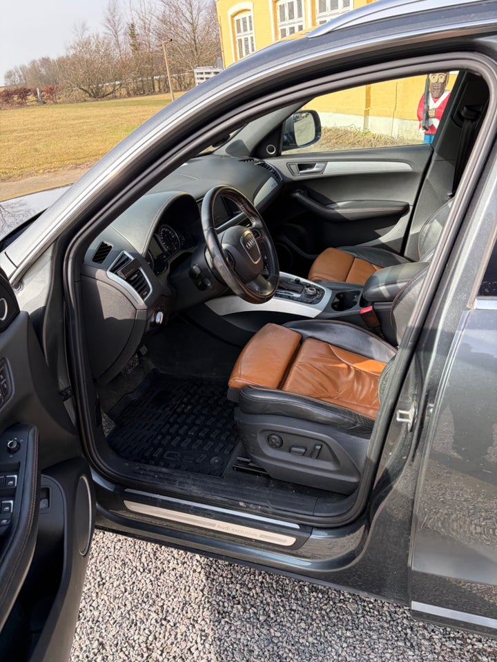 Audi Q5 3,0 TDi 240 quattro S-tr. Van 5d