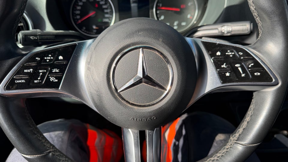 Mercedes Sprinter 319 2,0 CDi A4 Kassevogn aut. RWD