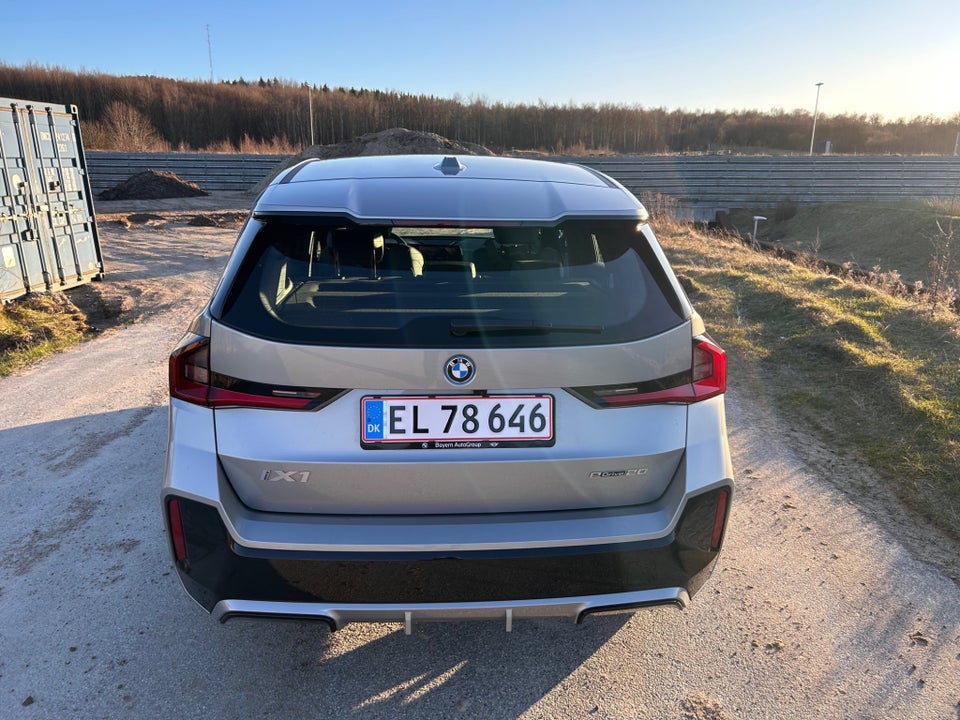 BMW iX1 eDrive20 M-Sport 5d