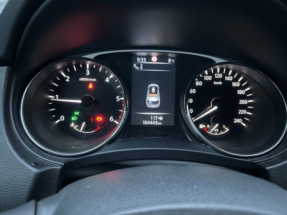 Nissan X-Trail 1,6 dCi 130 N-Connecta 7prs 5d