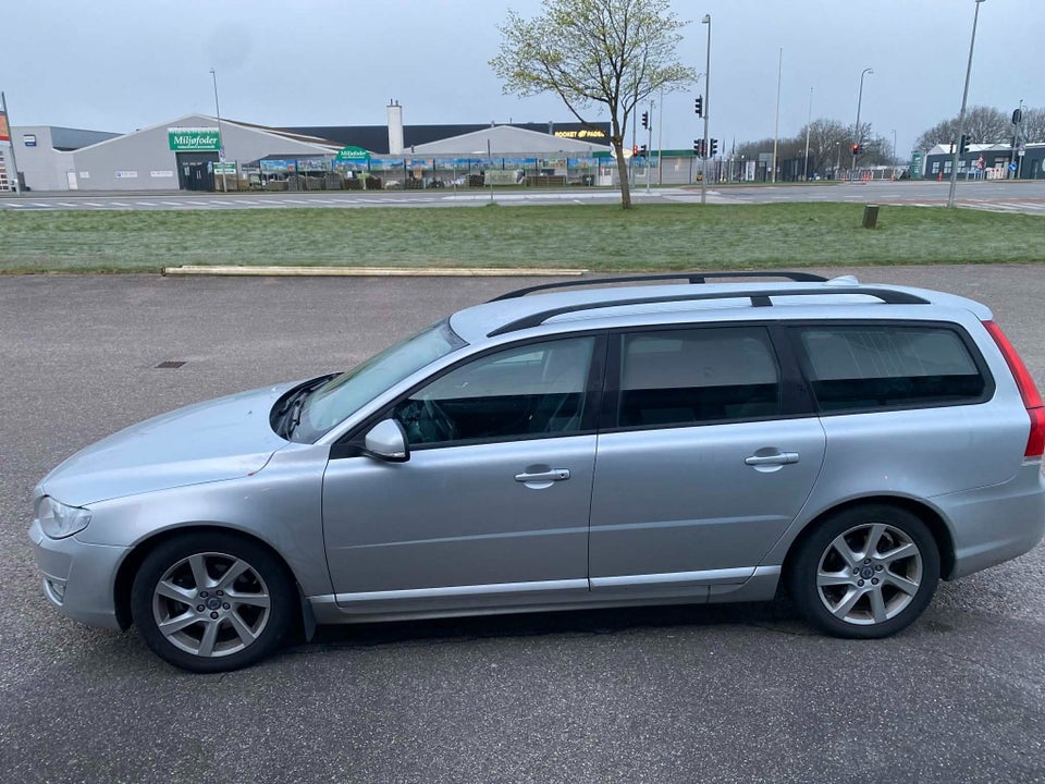Volvo V70 2,0 D3 136 Kinetic 5d