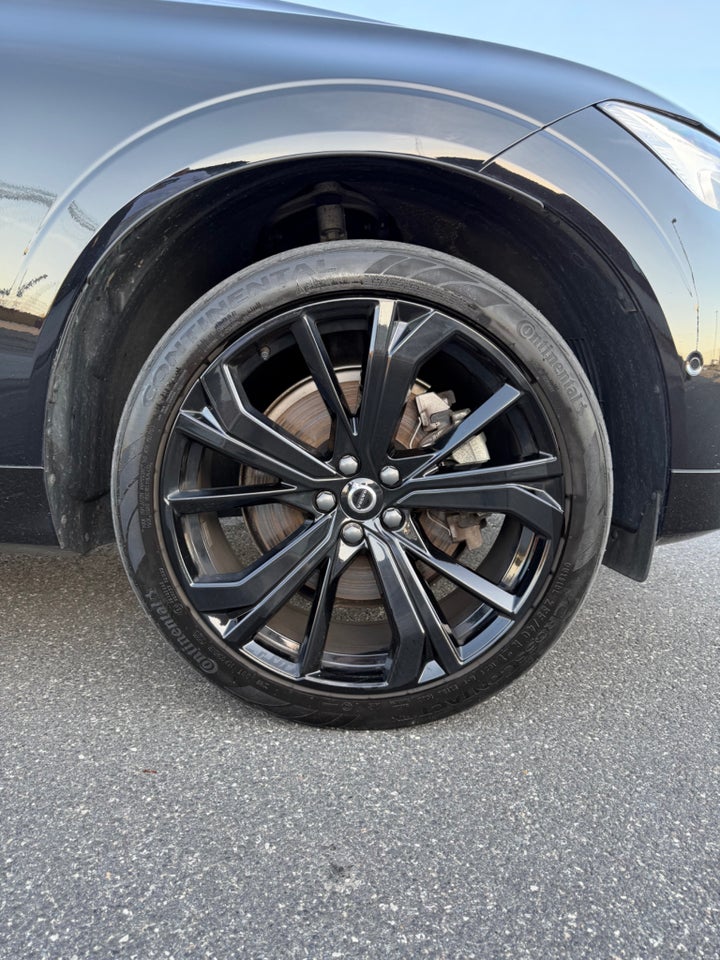 Volvo XC60 2,0 T6 ReCharge Black Edition aut. AWD 5d
