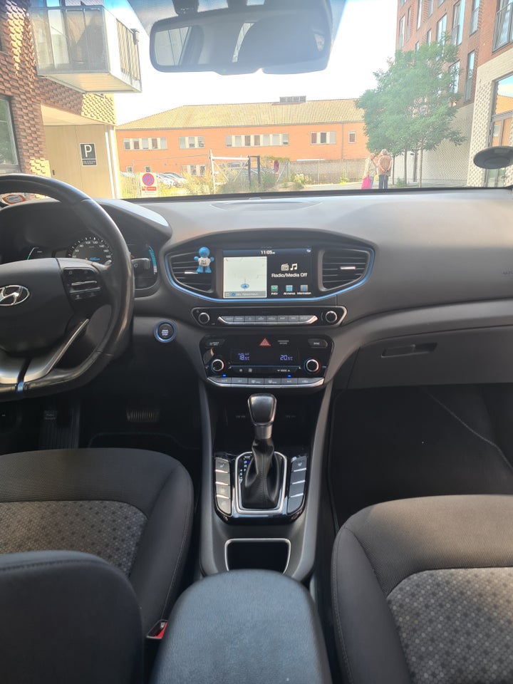 Hyundai Ioniq 1,6 PHEV Trend DCT 5d
