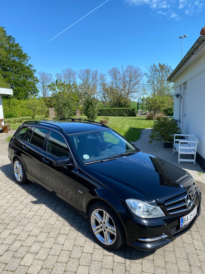 Mercedes C220 2,2 CDi Avantgarde stc. BE 5d