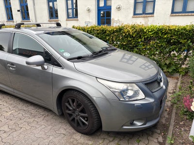 Toyota Avensis 1,8 VVT-i T1 stc. 5d