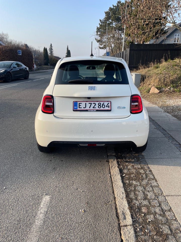 Fiat 500e 42 Icon 3d