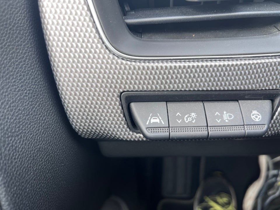 Renault Arkana 1,6 E-Tech Intens 5d