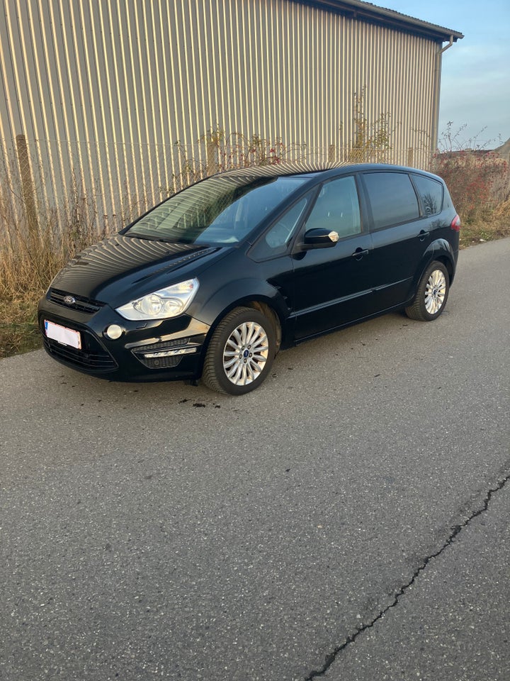 Ford S-MAX 1,6 SCTi 160 Titanium 7prs 5d