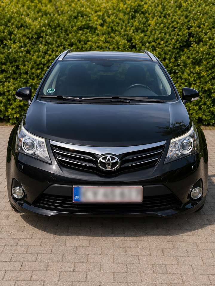 Toyota Avensis 1,6 VVT-i T2 Touch stc. 5d