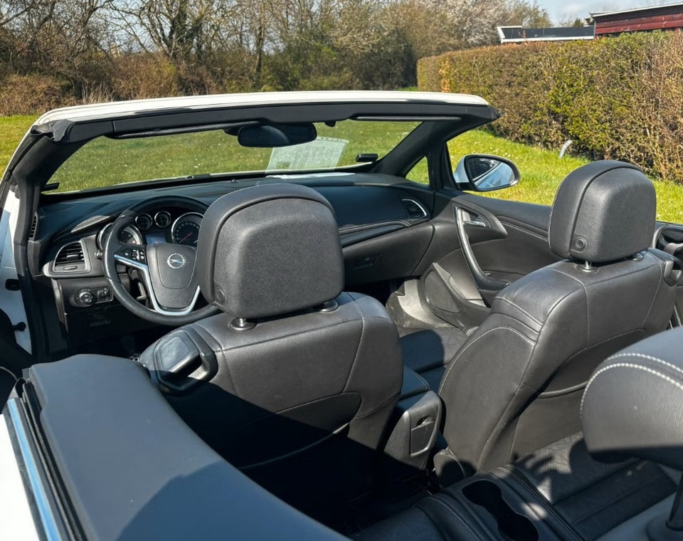 Opel Cascada 2,0 CDTi 195 Cosmo 2d