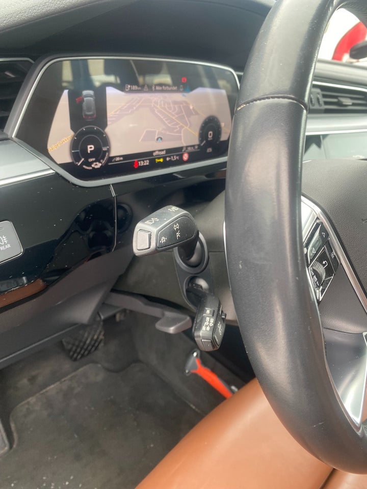 Audi e-tron 55 quattro 5d