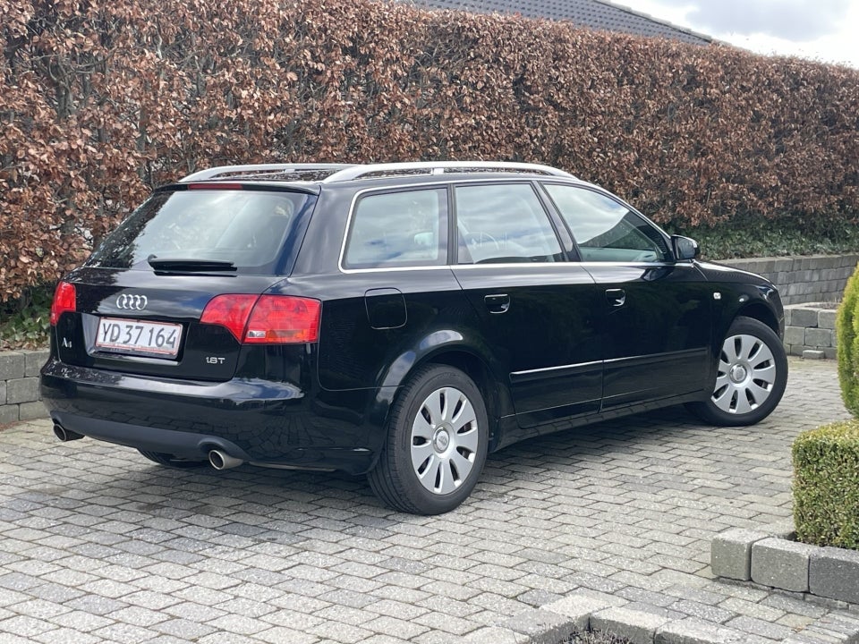 Audi A4 1,8 T 163 Avant 5d