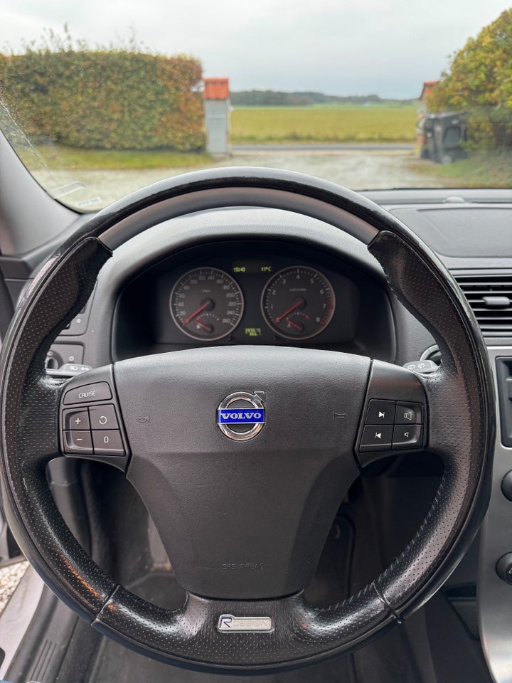 Volvo V50 2,5 T5 Momentum 5d