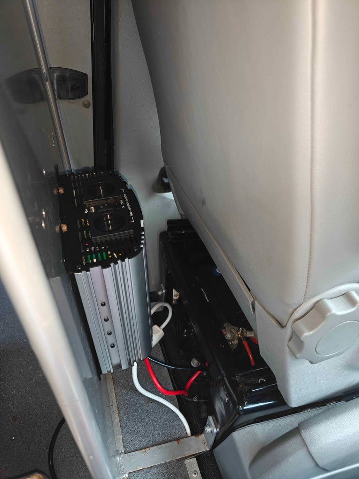 VW Transporter 2,0 TDi 114 Kassevogn kort BMT 5d