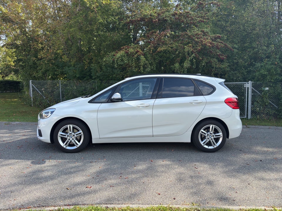 BMW 218i 1,5 Active Tourer Advantage 5d